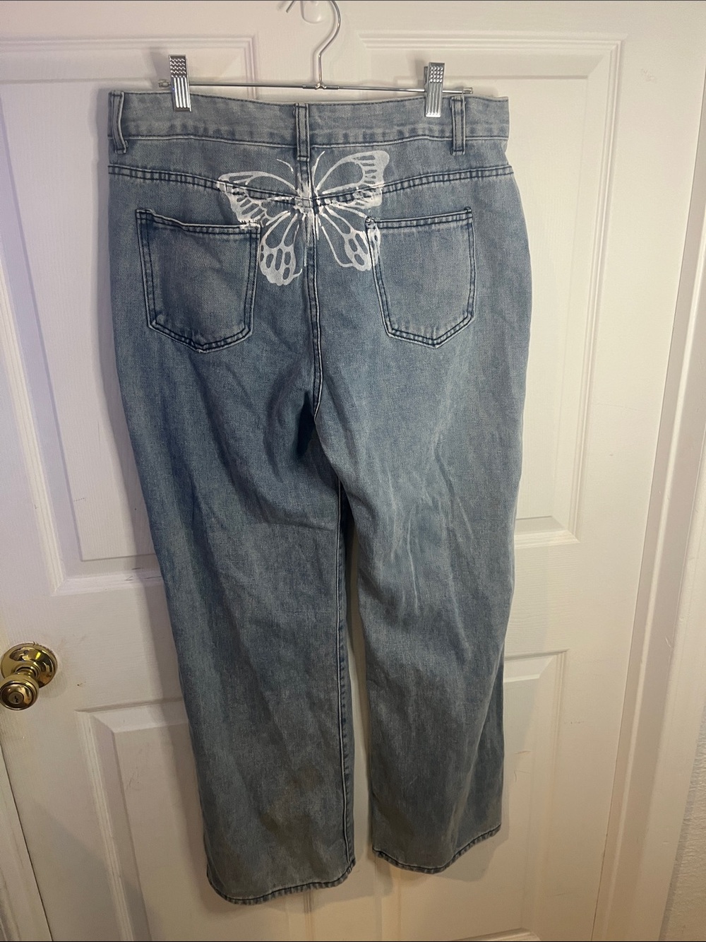 Butterfly-Back Light Blue Women's Jeans